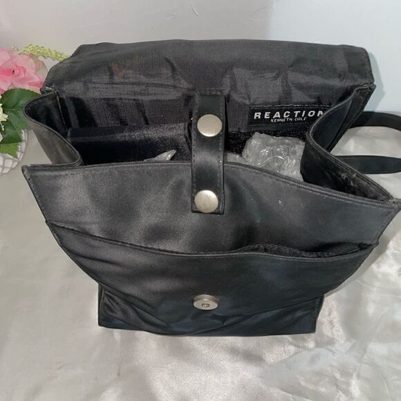 Kenneth Cole Nylon Backpack Black Medium - Picture 6 of 8